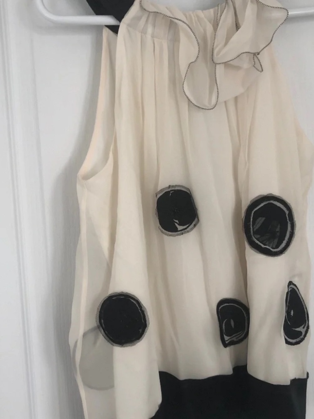 NWOT Silk Small Designer BCBG Top - Picture 3 of 4